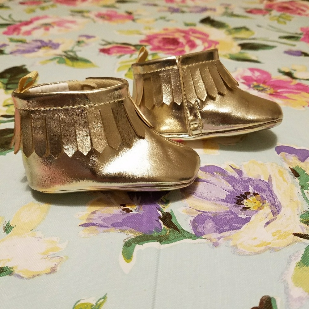 Gymboree Gold Crib Shoes, size 2 - Picture 2 of 6